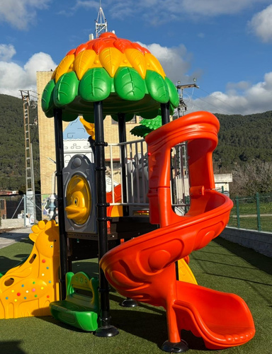 Parque infantil pequeño